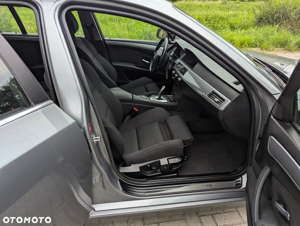 BMW Seria 5 - 36