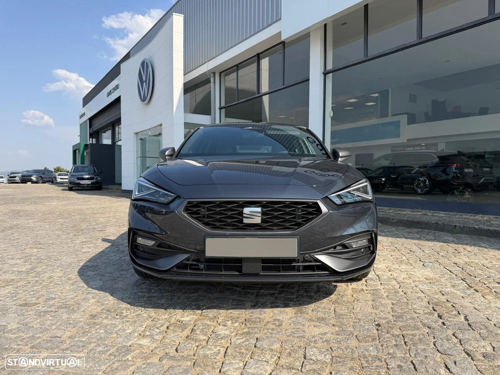 SEAT Leon 1.5 TSI e-Hybrid FR DSG Edição Fiscal - 3