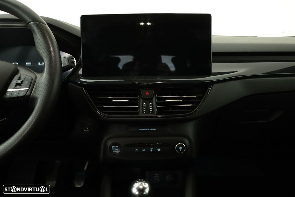 Ford Focus 1.0 EcoBoost MHEV ST-Line X - 9