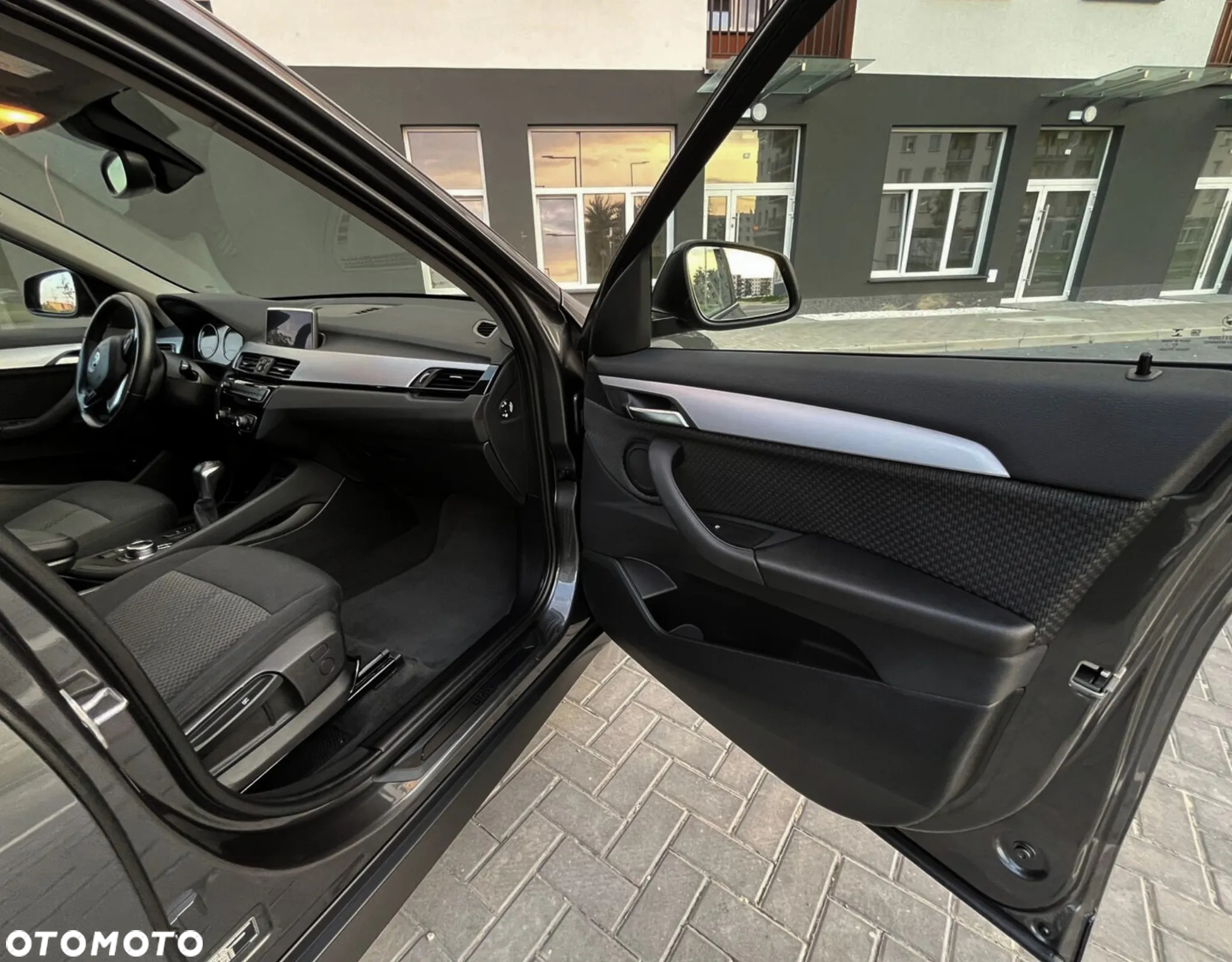 BMW X1 xDrive25e Business Edition - 29