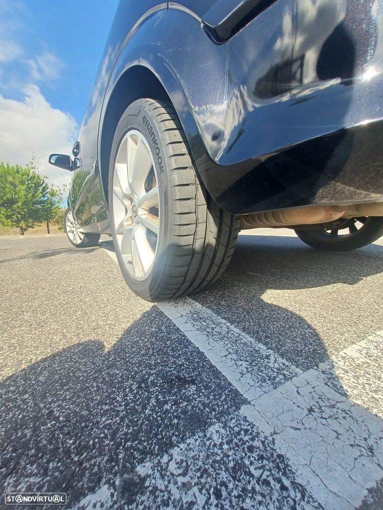 Opel Astra GTC 1.9 CDTI - 4