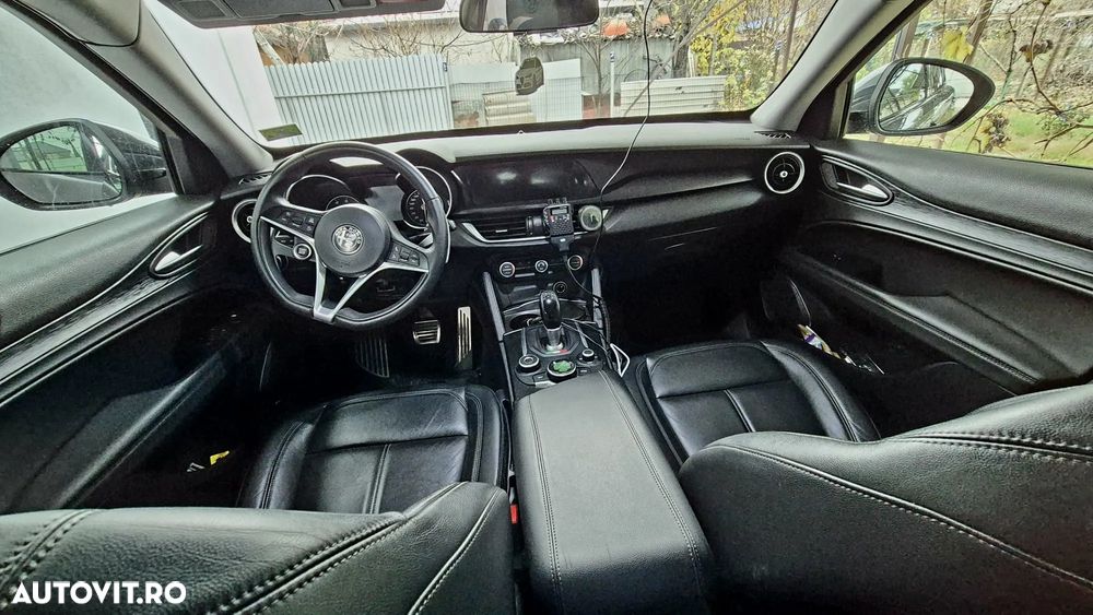 Alfa Romeo Stelvio 2.0 Turbo AWD AT8 Super - 7