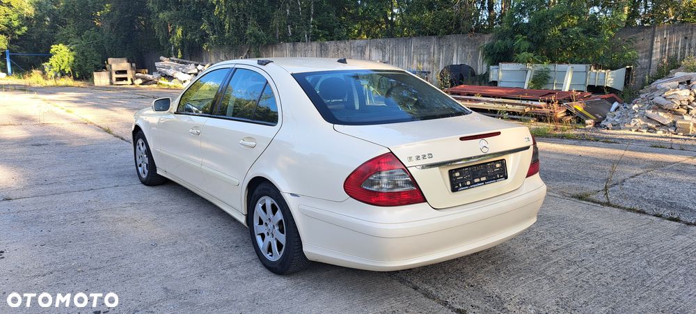 Mercedes-Benz Klasa E - 4