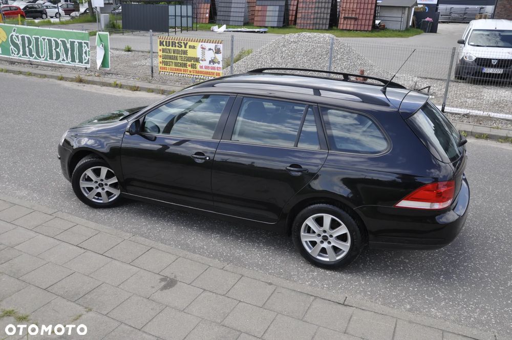 Volkswagen Golf 1.6 Comfortline - 14