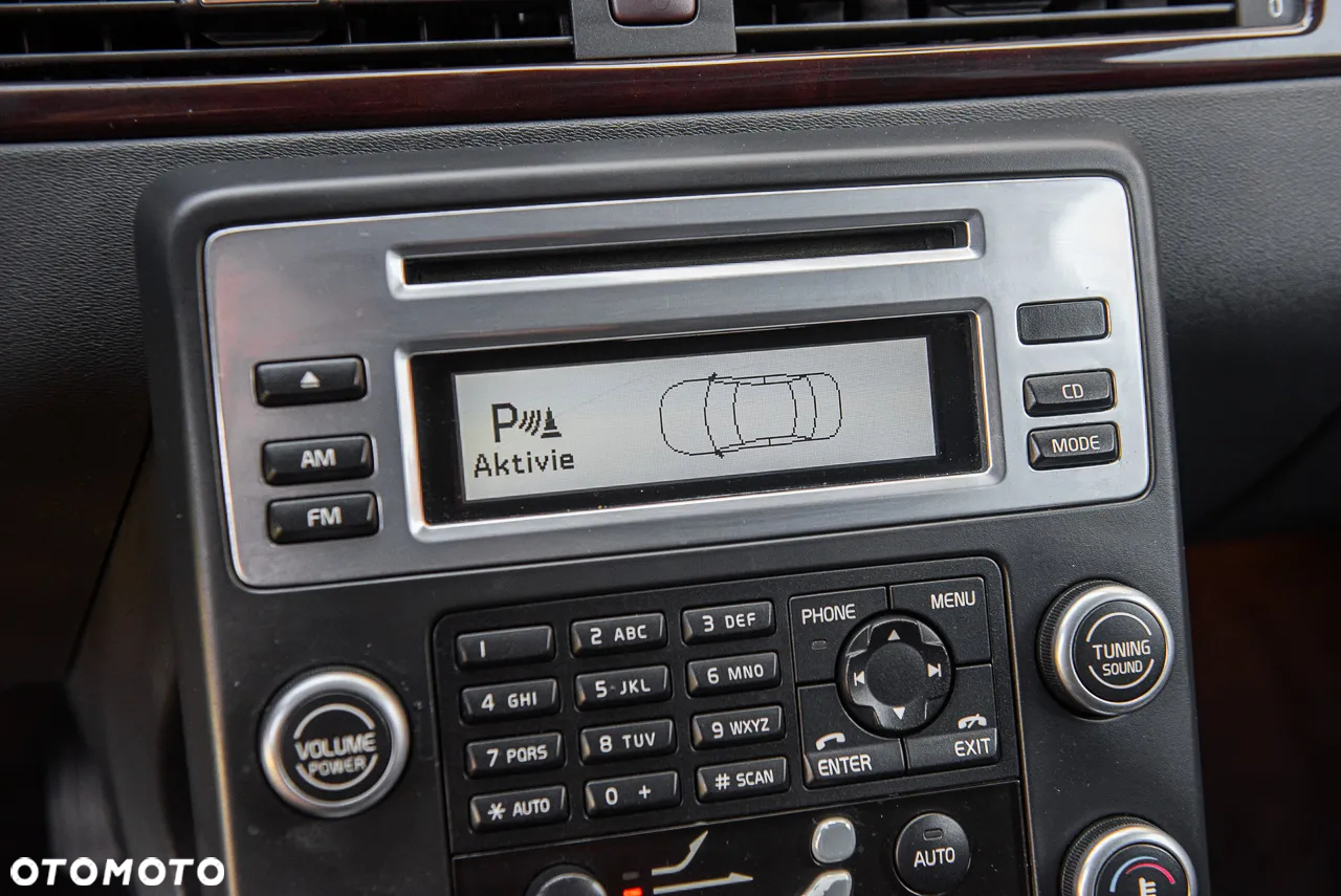 Volvo XC 70 - 26