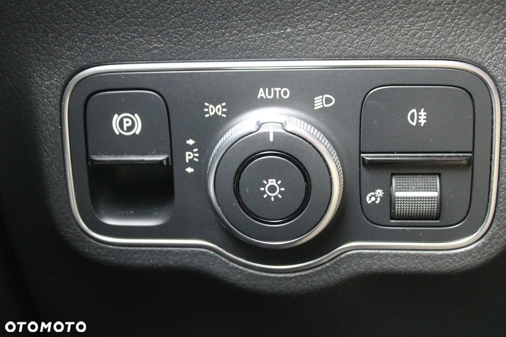 Mercedes-Benz Klasa B 200 d 8G-DCT Edition 19 - 20