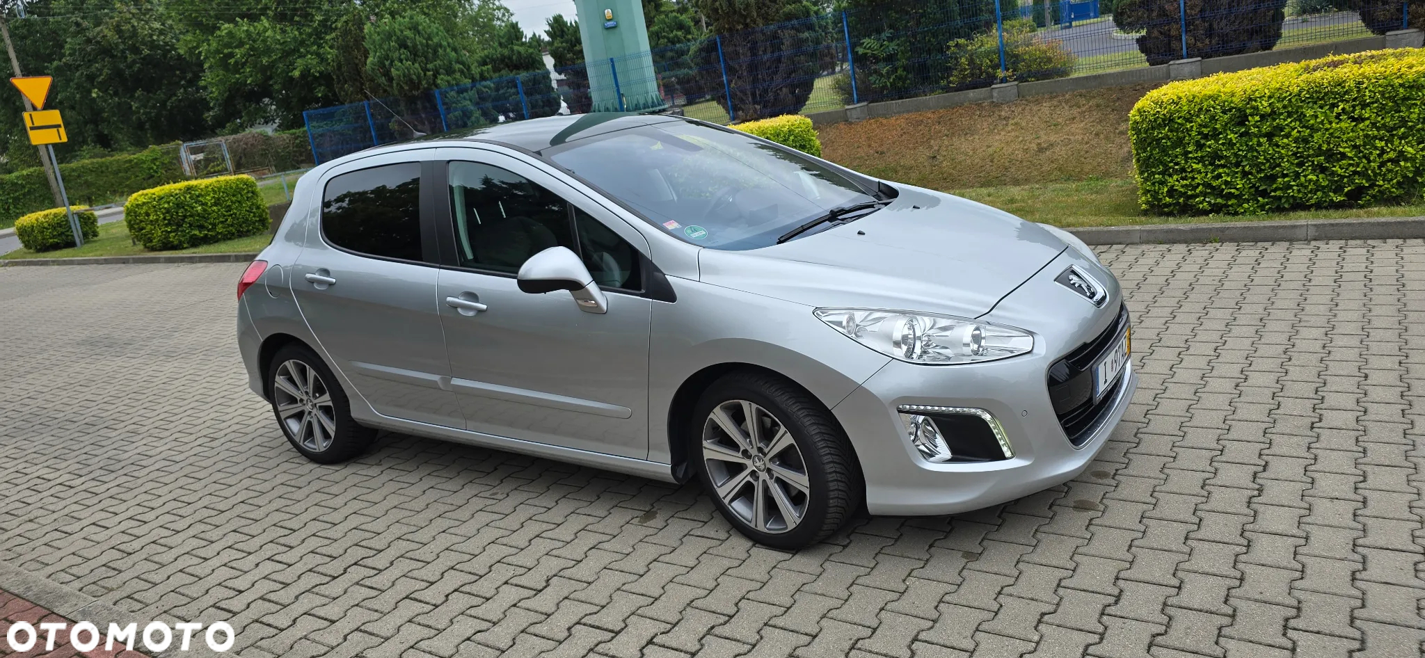 Peugeot 308 155 THP Premium - 8