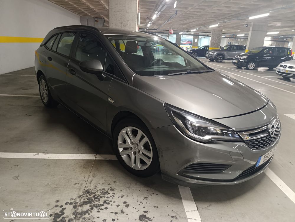 Opel Astra Sports Tourer - 6