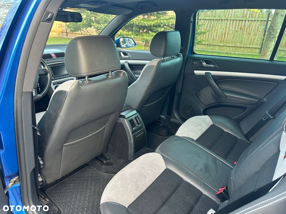 Skoda Octavia 2.0 TDI RS - 12