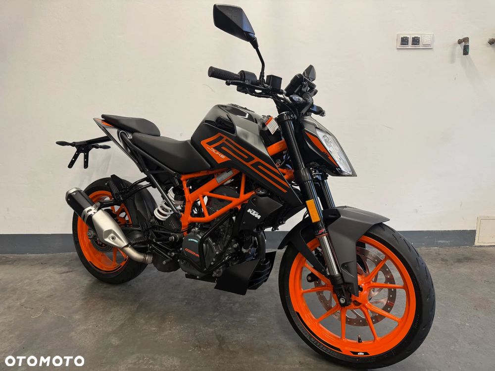 KTM Duke 125 - 1