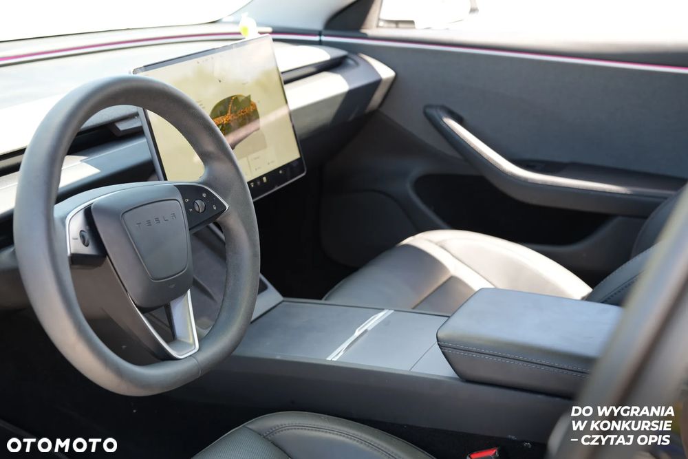 Tesla Model 3 - 18