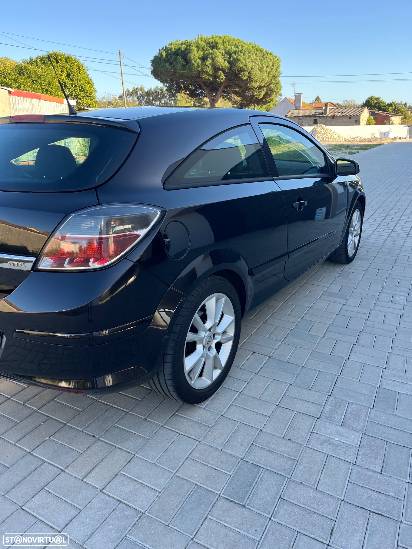 Opel Astra GTC 1.7 CDTi - 2
