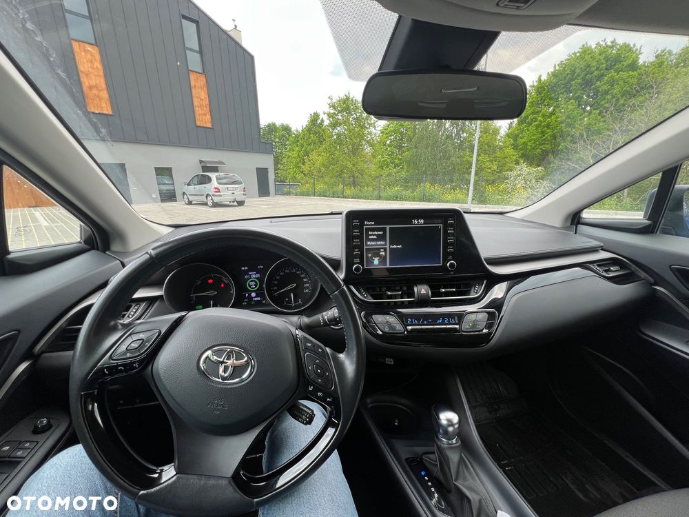 Toyota C-HR - 6