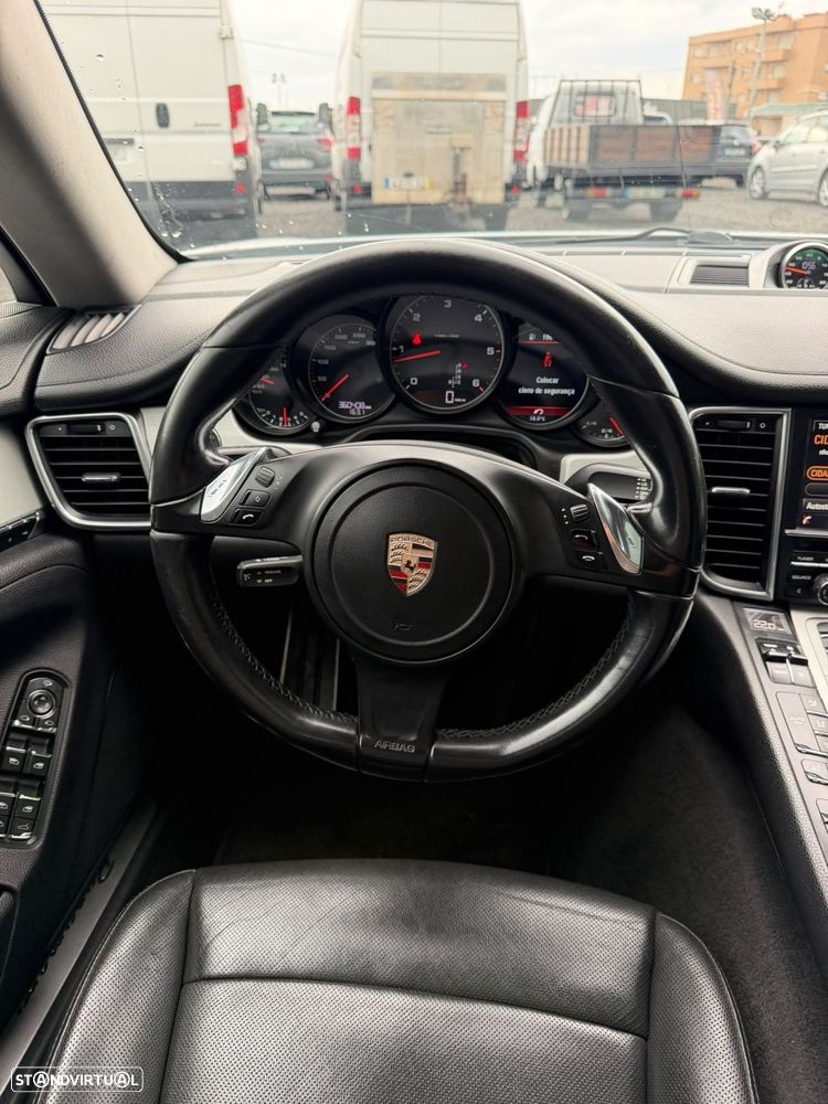 Porsche Panamera Edition - 34