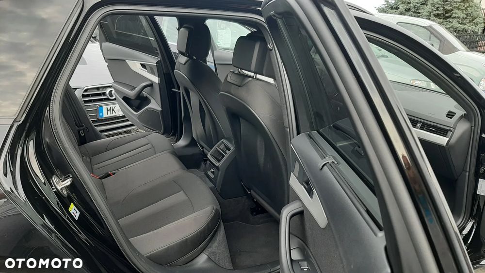Audi A4 Avant - 15