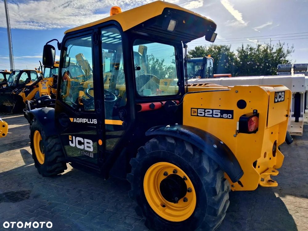 JCB 525-60 Agri Plus - 15