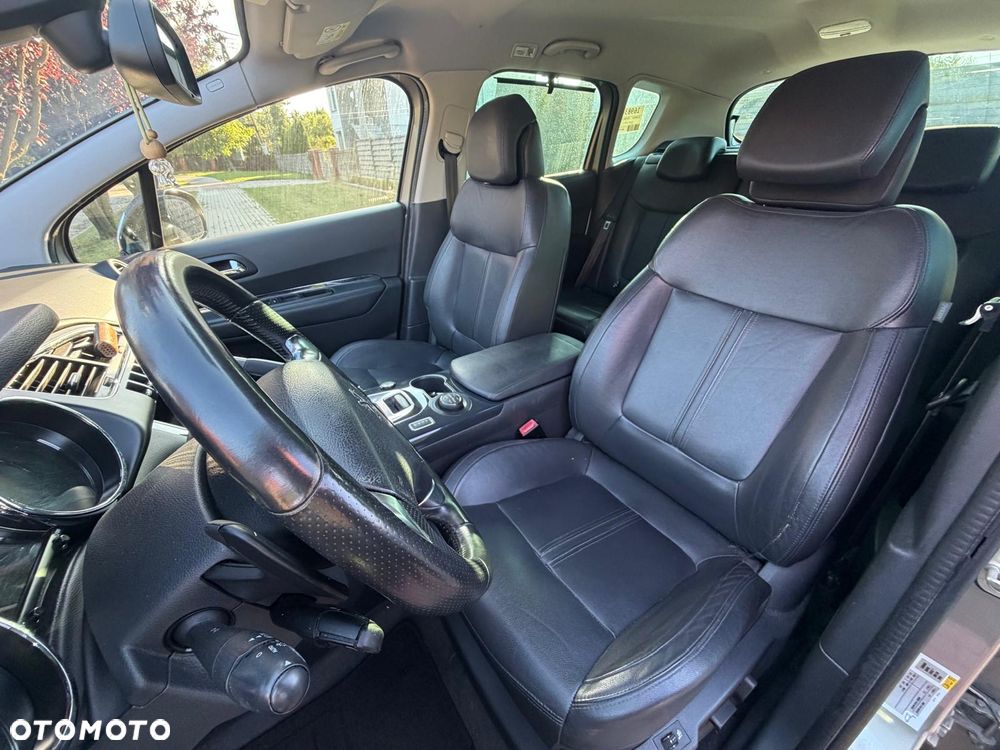 Peugeot 3008 - 9