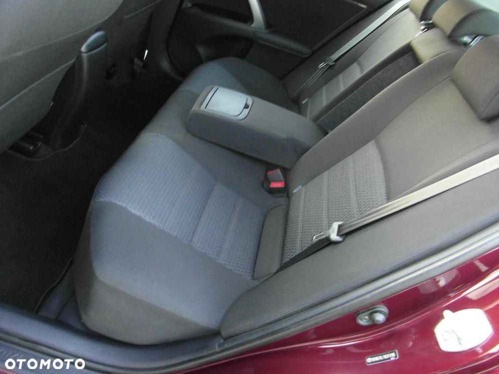 Toyota Avensis 1.8 Edition-S - 28