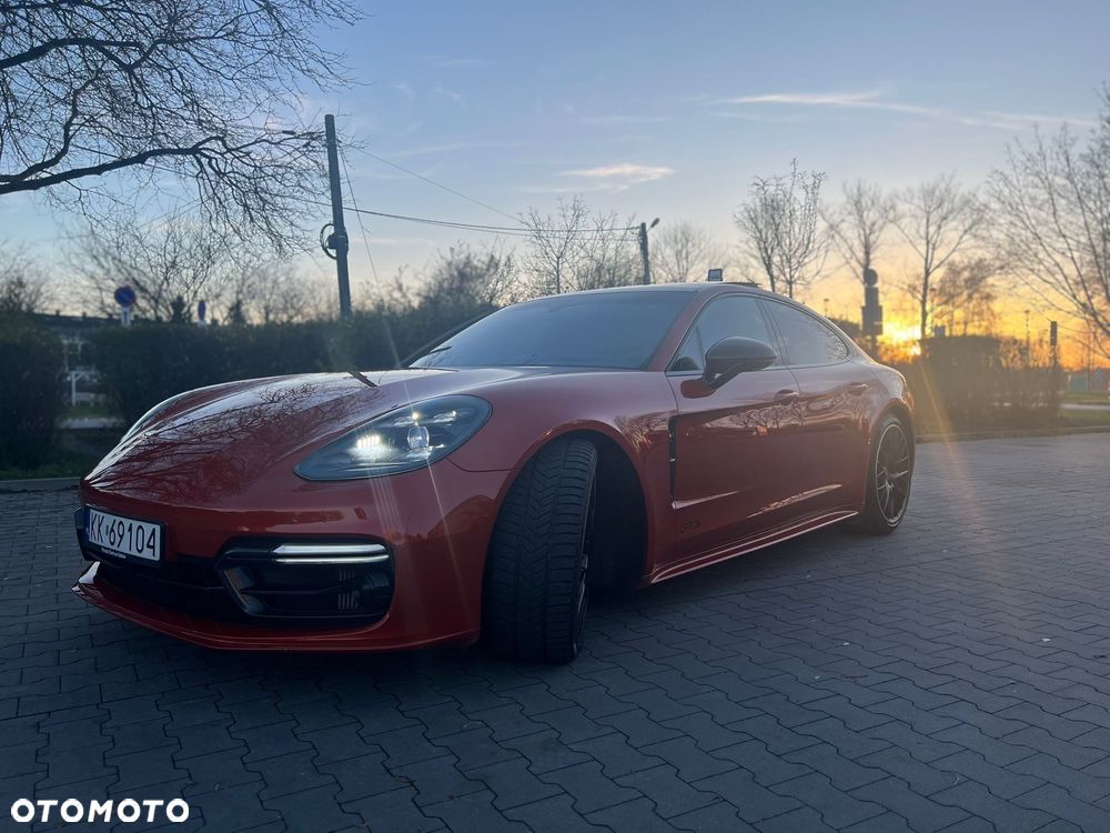 Porsche Panamera GTS - 1