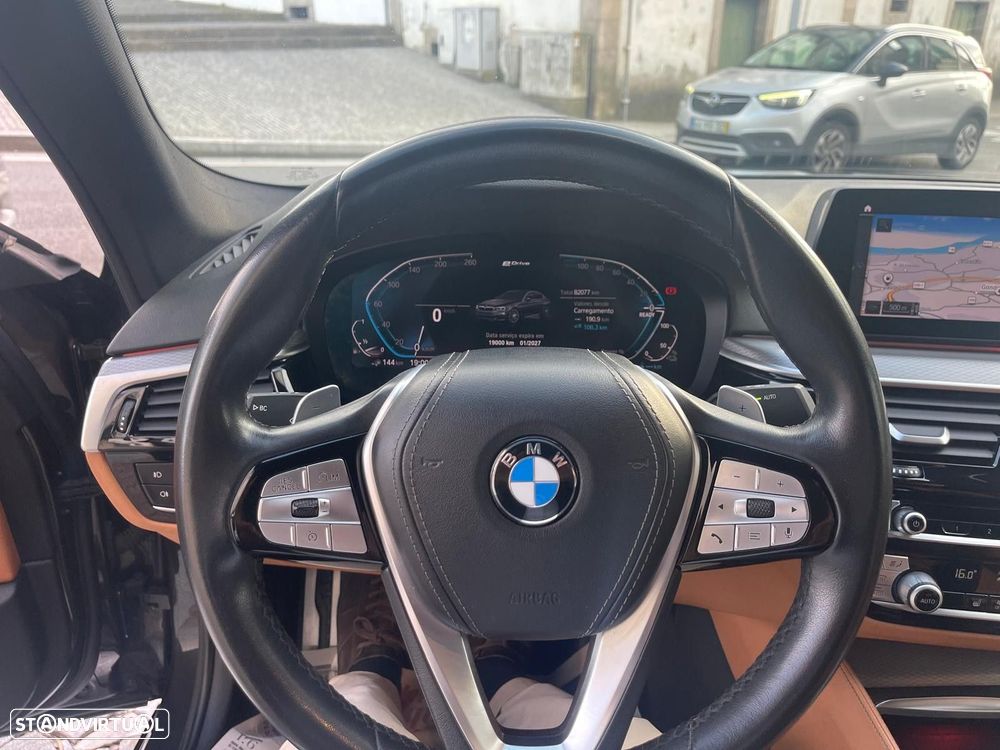 BMW 530 e iPerformance Pack M - 20