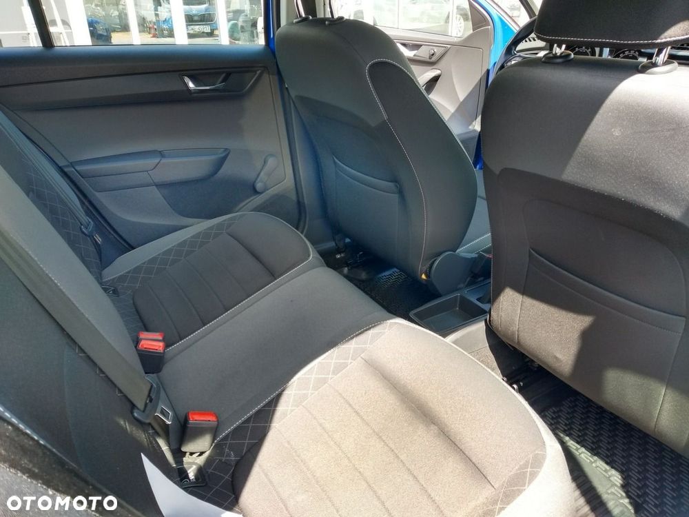 Skoda Fabia - 24