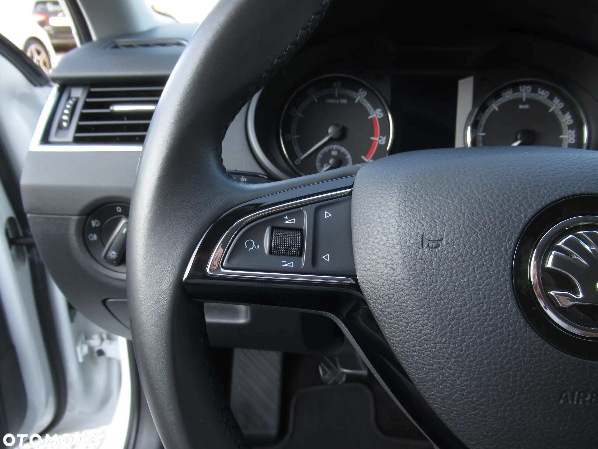 Skoda Octavia 1.5 TSI ACT Ambition - 12
