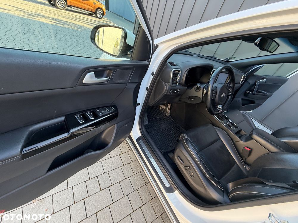 Kia Sportage 1.6 T-GDI AWD GT Line - 24