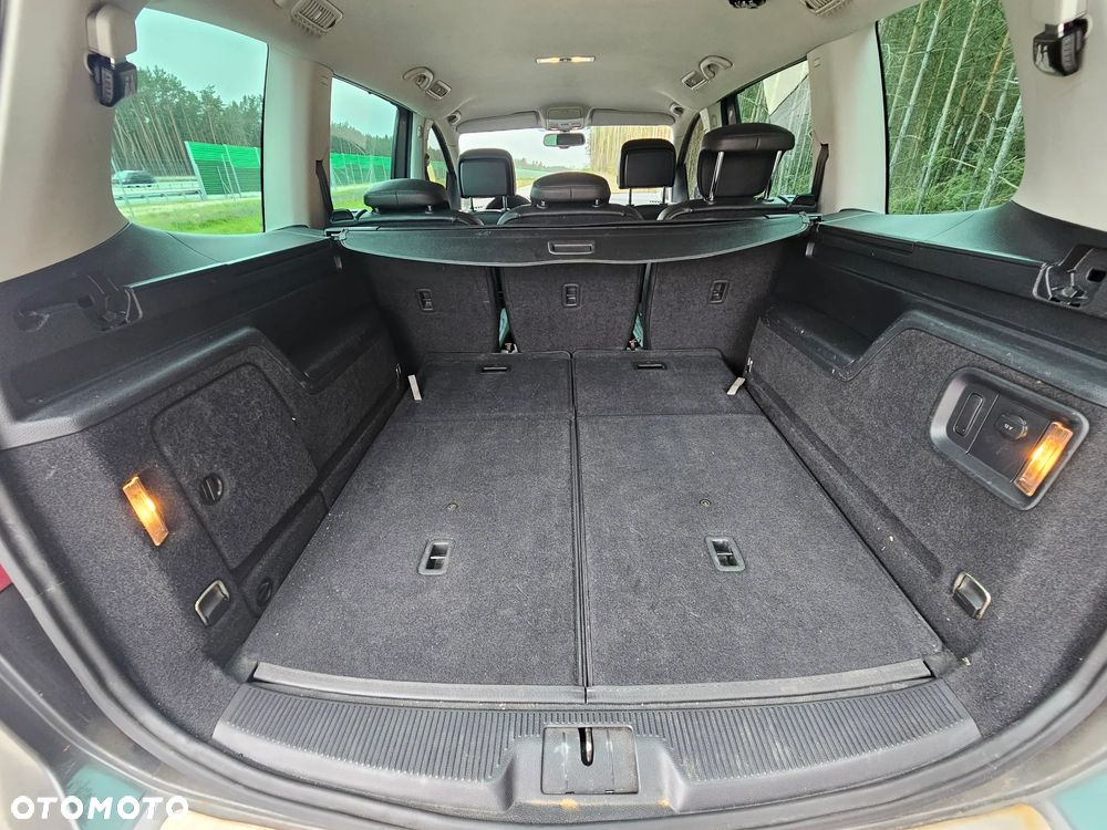 Seat Alhambra 2.0 TDI Reference DSG - 12