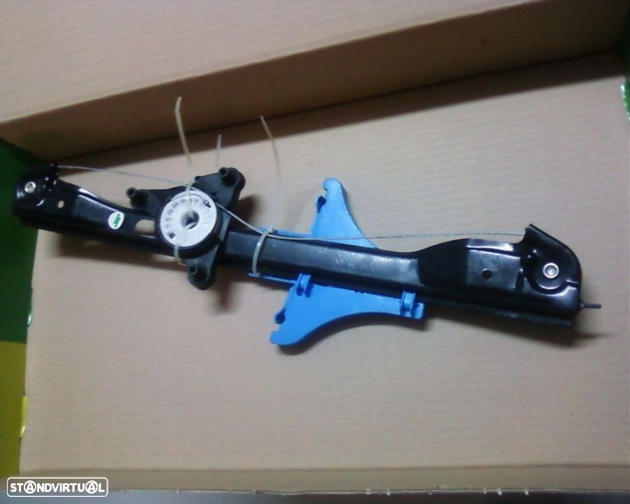 elevador traz esq vw polo 9N 2001-2009 - 1