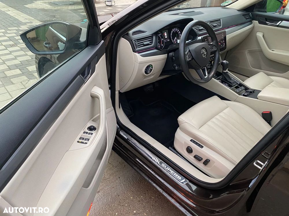 Skoda Superb 2.0 TDI DSG 4X4 Style - 17