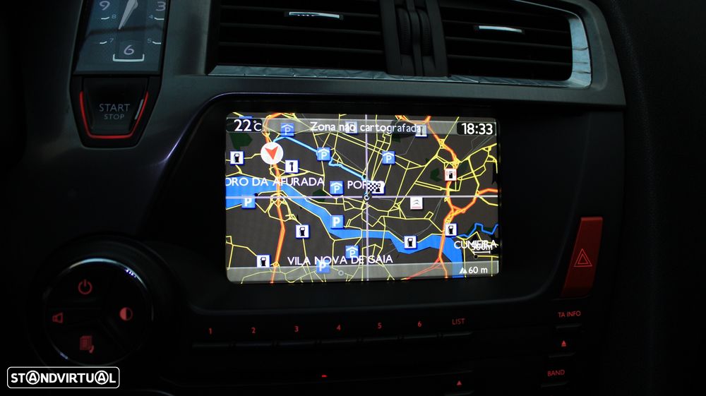 Citroën DS5 e-HDi 115 EGS6 SoChic - 27