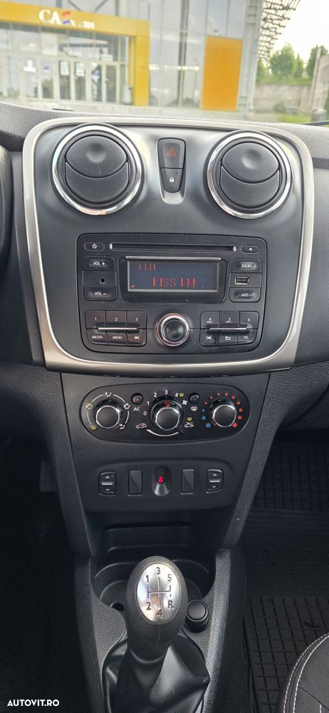 Dacia Sandero 0.9 90CP Laureate - 8