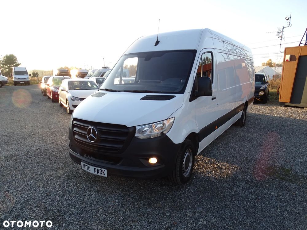 Mercedes-Benz SPRINTER - 3