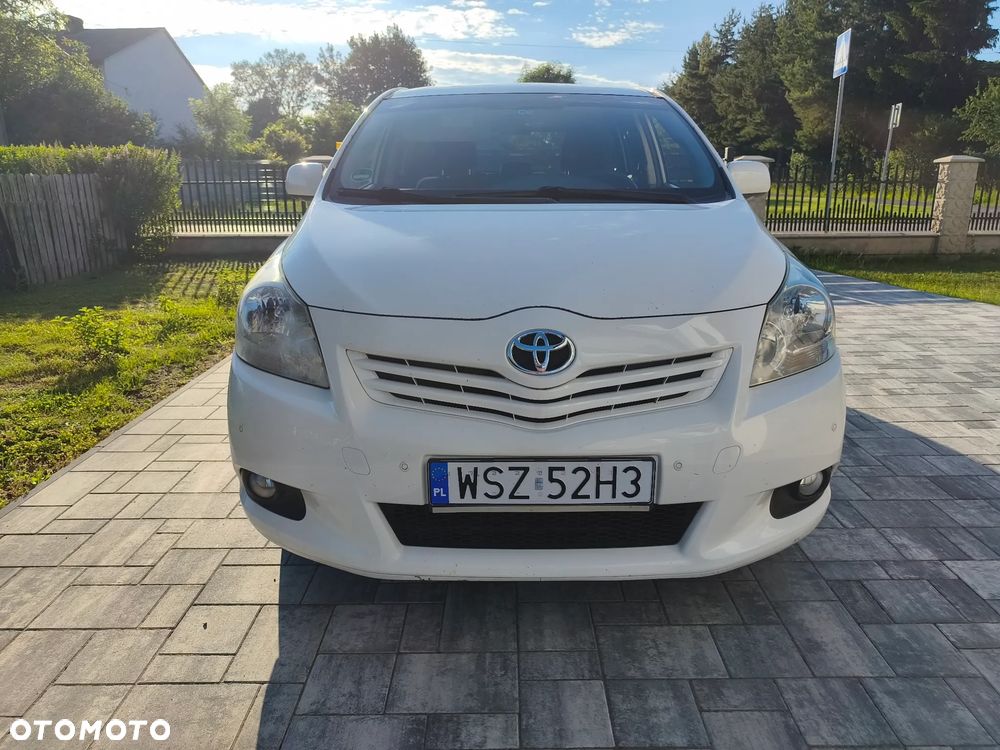Toyota Verso 1.8 Sol - 1