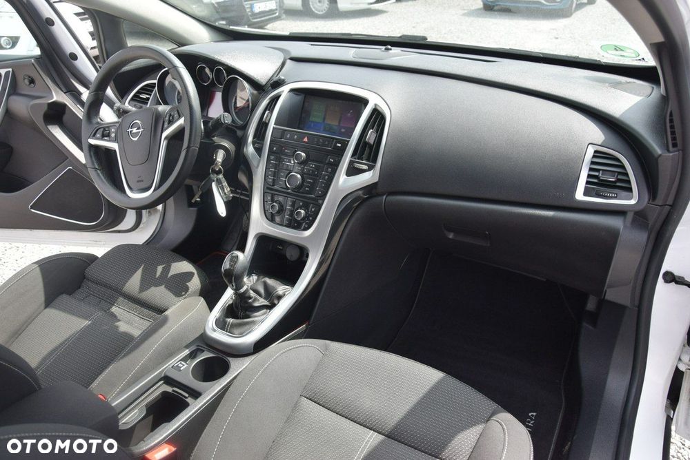 Opel Astra 1.4 Turbo Innovation - 36