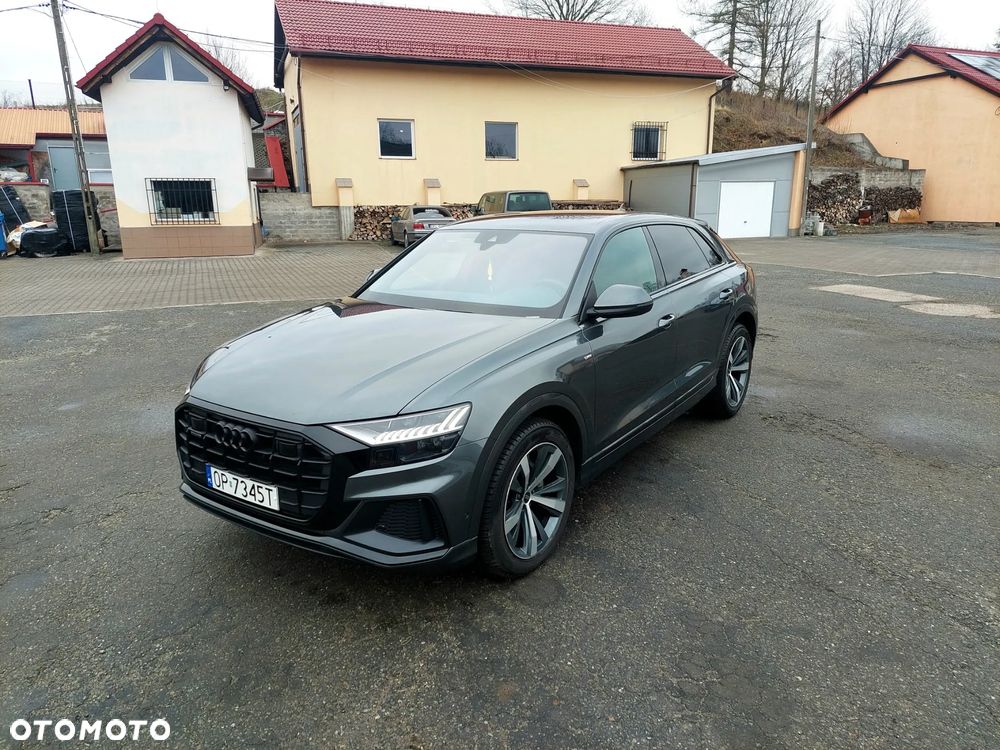 Audi Q8 Sportback e-tron - 18