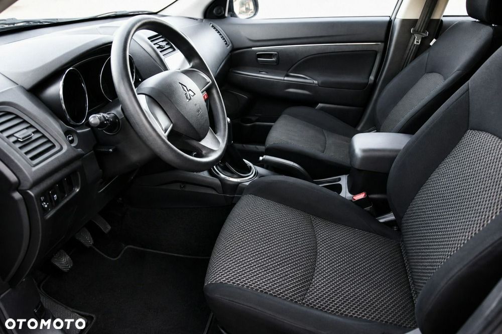 Mitsubishi ASX - 11