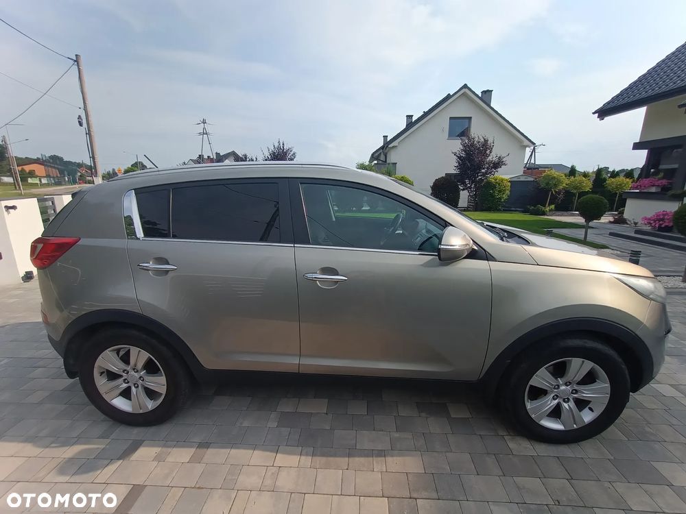 Kia Sportage 2.0 L 2WD - 4