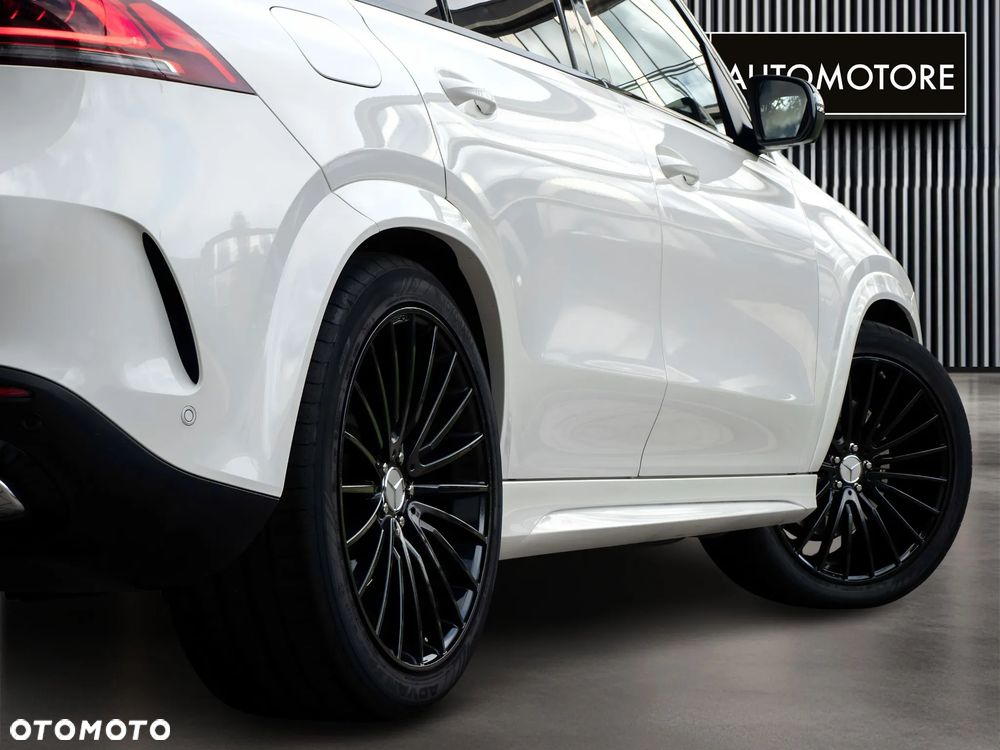 Mercedes-Benz GLE 300 d 4Matic 9G-TRONIC AMG Line - 12