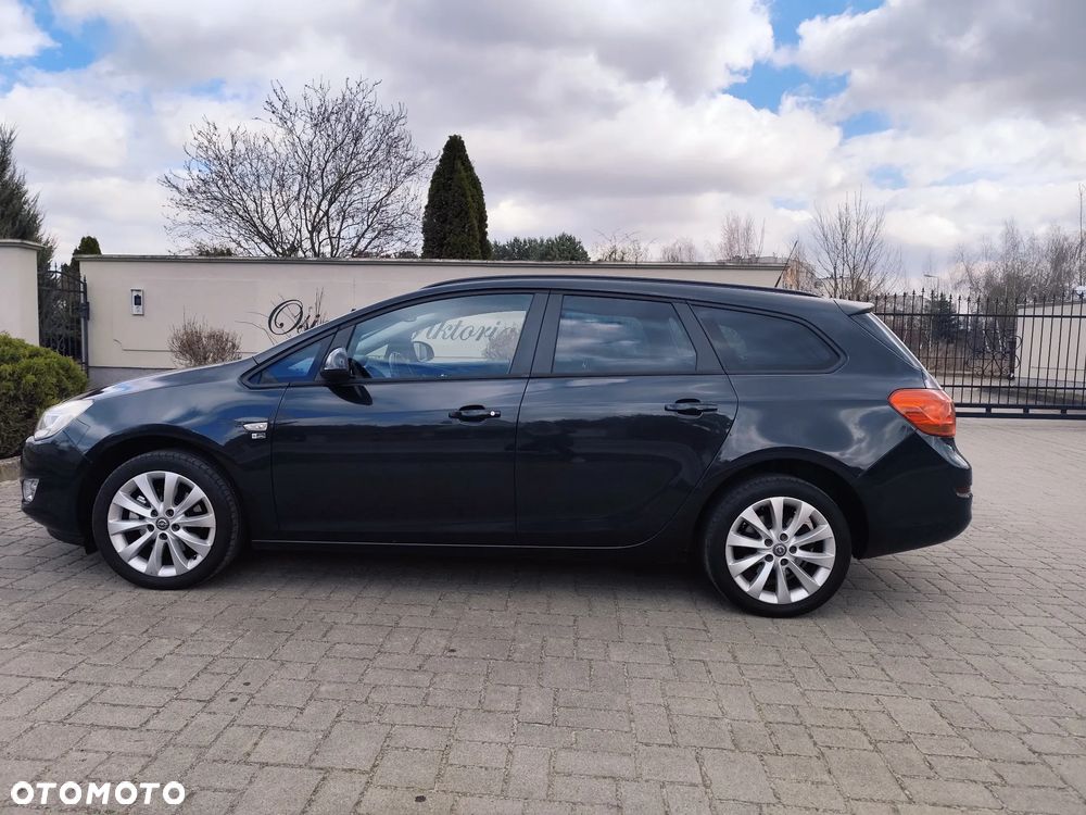 Opel Astra 1.7 CDTI DPF 150 Jahre - 3