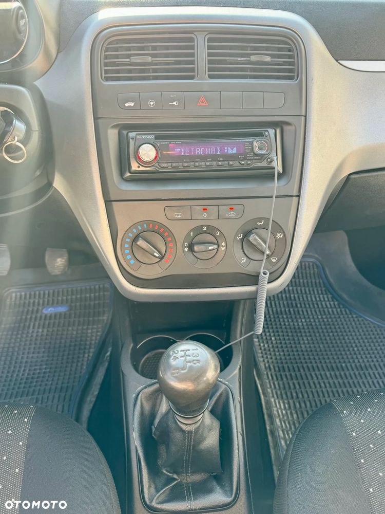 Fiat Grande Punto - 12