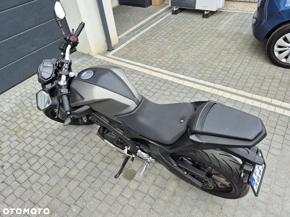 Yamaha MT - 10