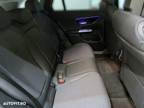 Mercedes-Benz GLC 200 4Matic 9G-TRONIC Avantgarde Advanced - 11