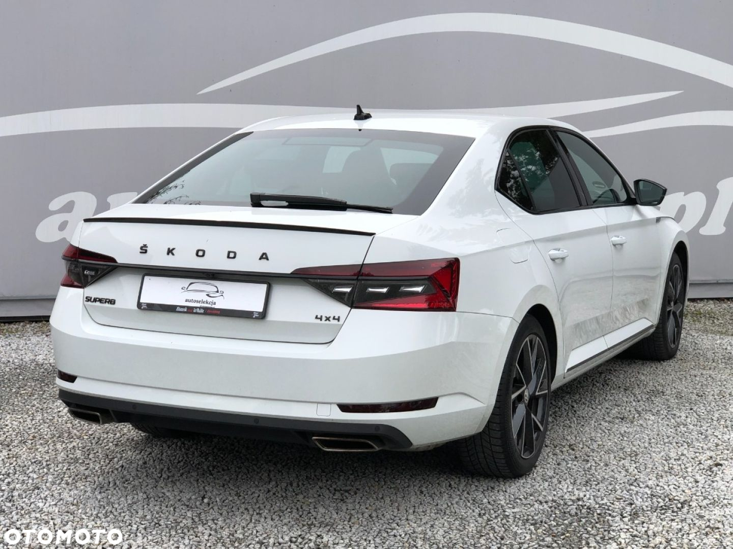 Skoda Superb - 20