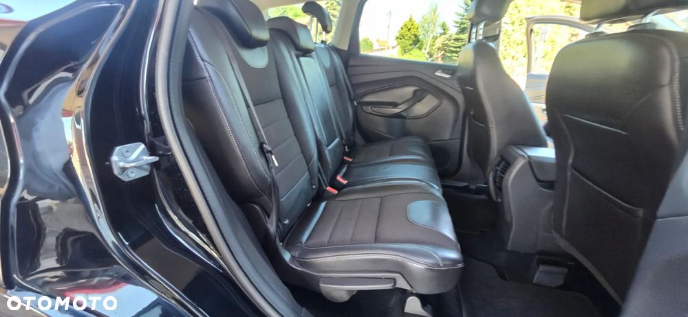 Ford Kuga 2.0 TDCi 4x4 Titanium - 32