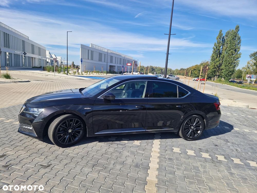 Skoda Superb 2.0 TDI 4x4 DSG L&K - 3
