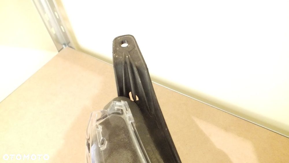 Lampa przednia prawa Toyota Corolla E16 Lift Fulled - 5