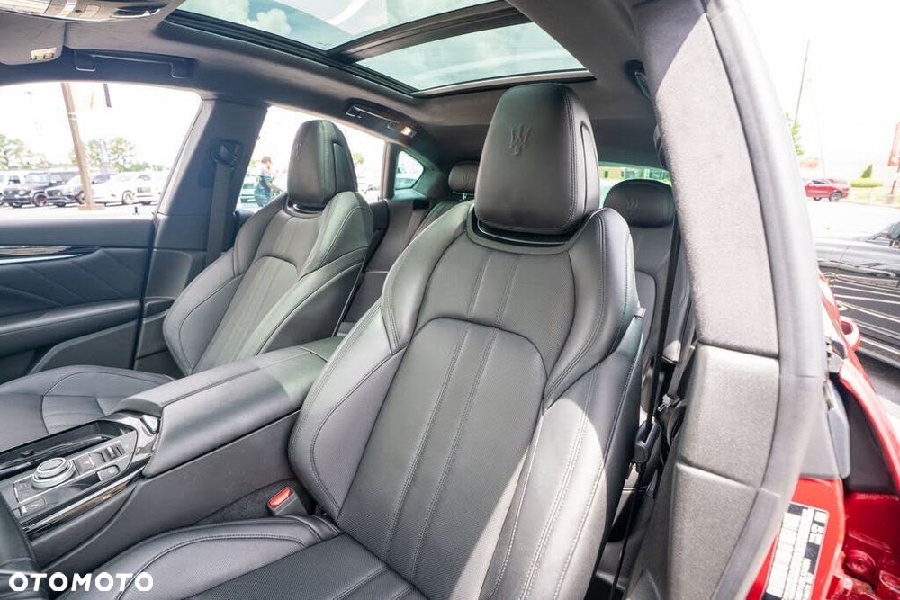 Maserati Levante S Q4 - 23
