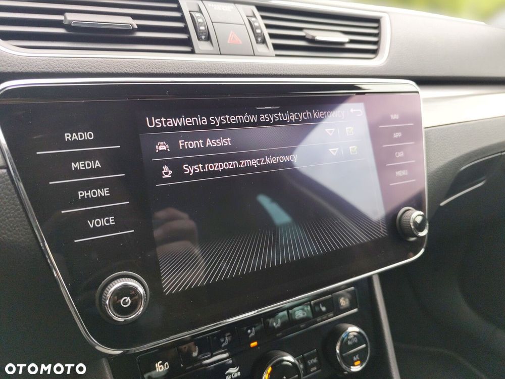 Skoda Superb - 32