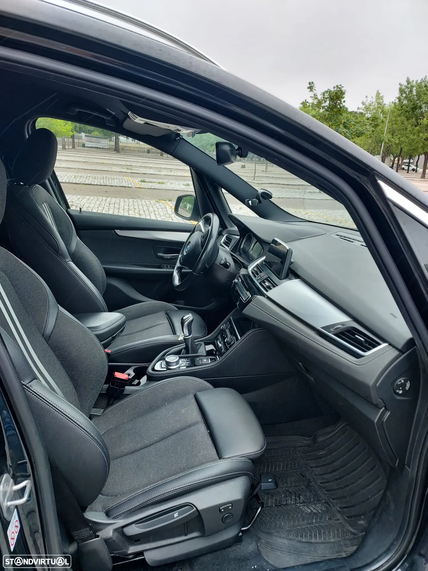 BMW 216 Gran Tourer d Line Sport - 10